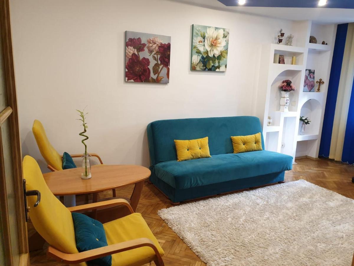 3 Camere Central ヤシ エクステリア 写真