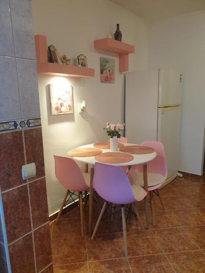 3 Camere Central ヤシ エクステリア 写真